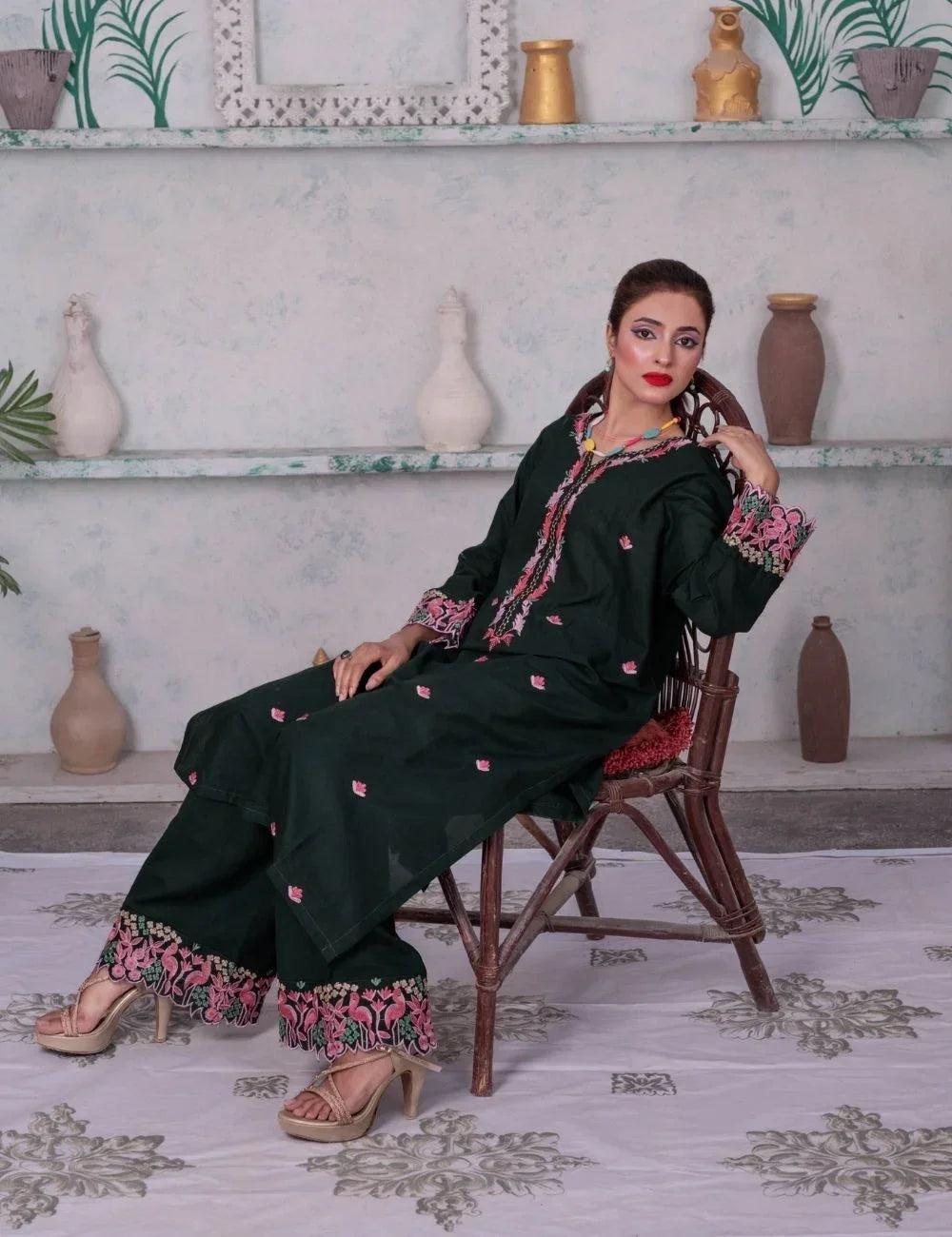 Taraz – 2-pc Long Khaddar Edition