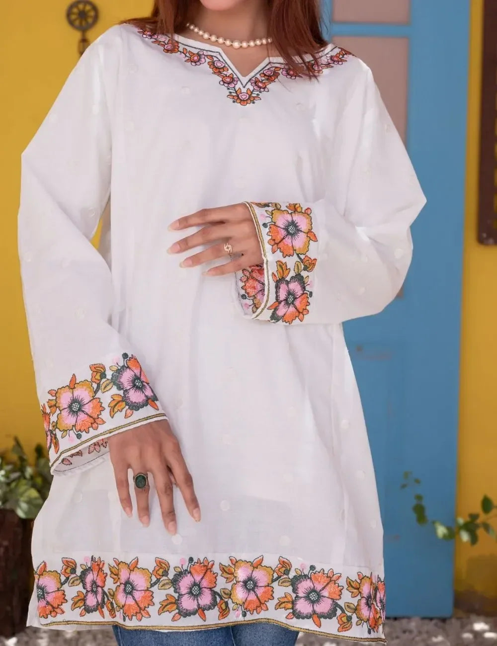 Anya – Chikankari Kurti (Cotton)