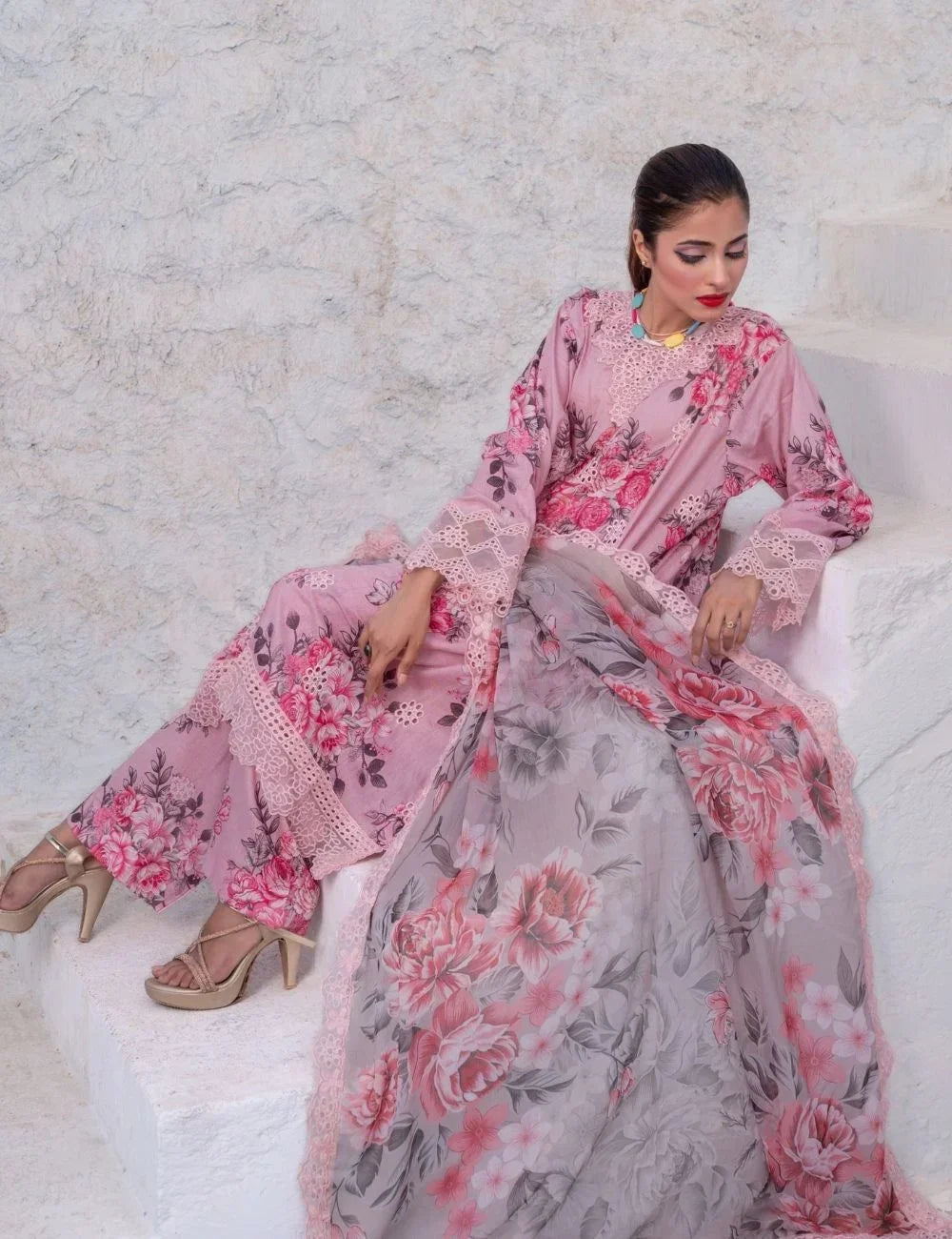 Nayra – 3-pc Chikankari Lawn Set