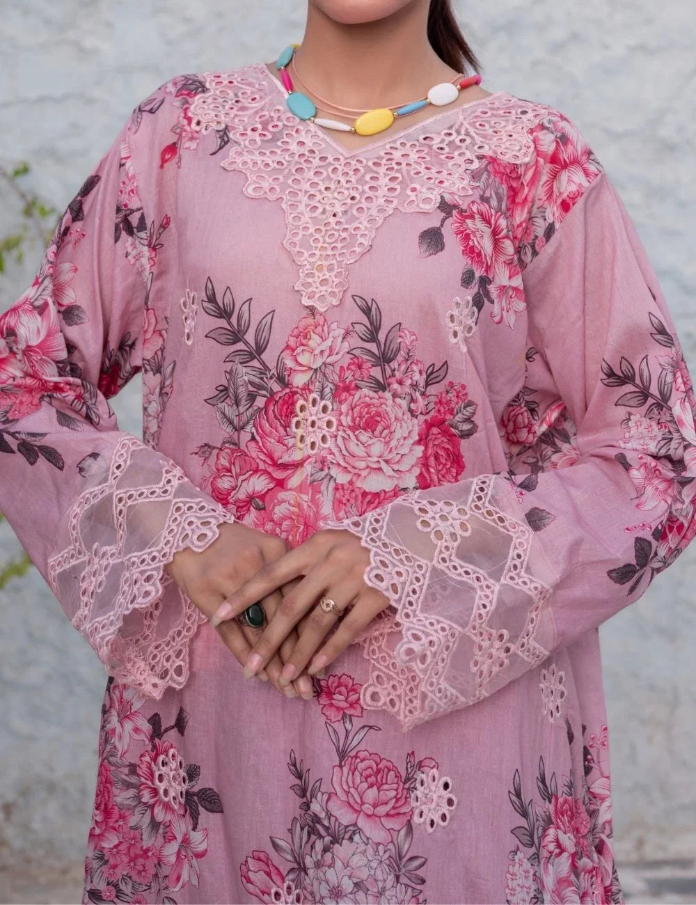 Nayra – 3-pc Chikankari Lawn Set