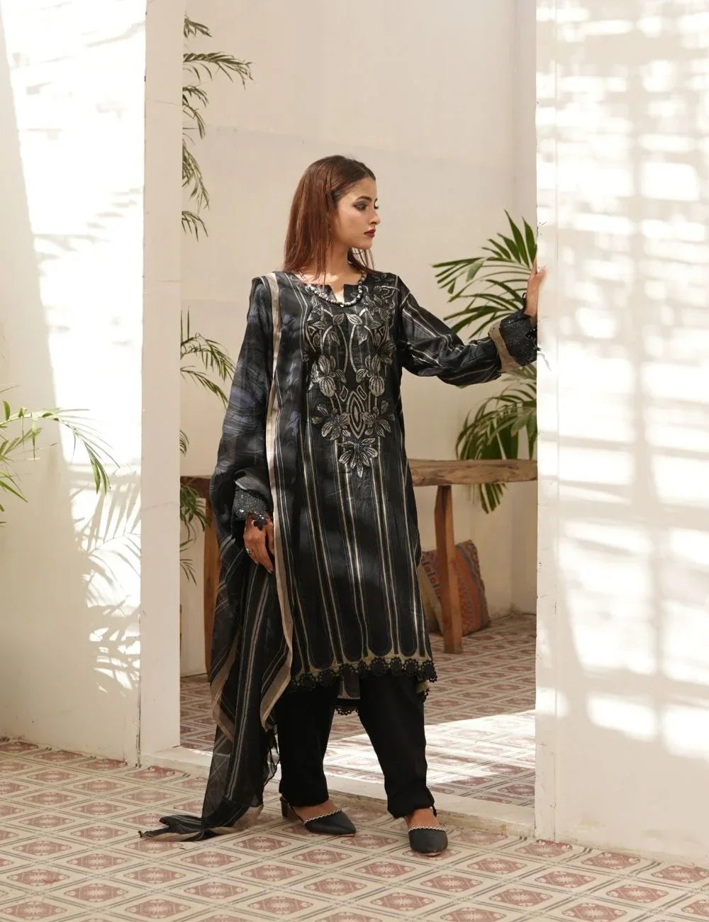 Zehra Noir – 3-Pc Lawn Black (Unstitched)