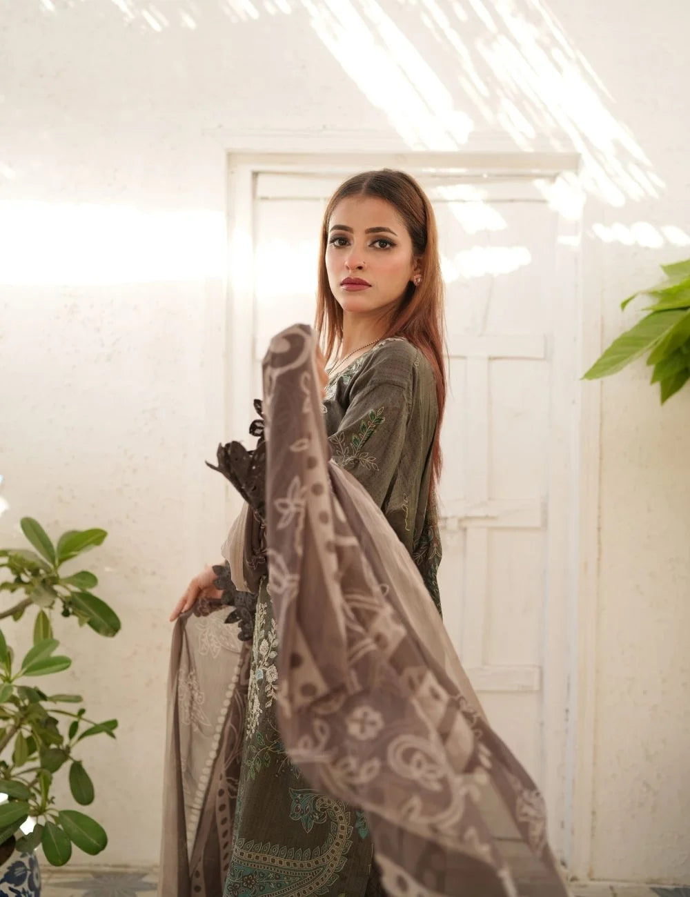 Naaya – 3-Pc Embroidered Lawn (Unstitched)