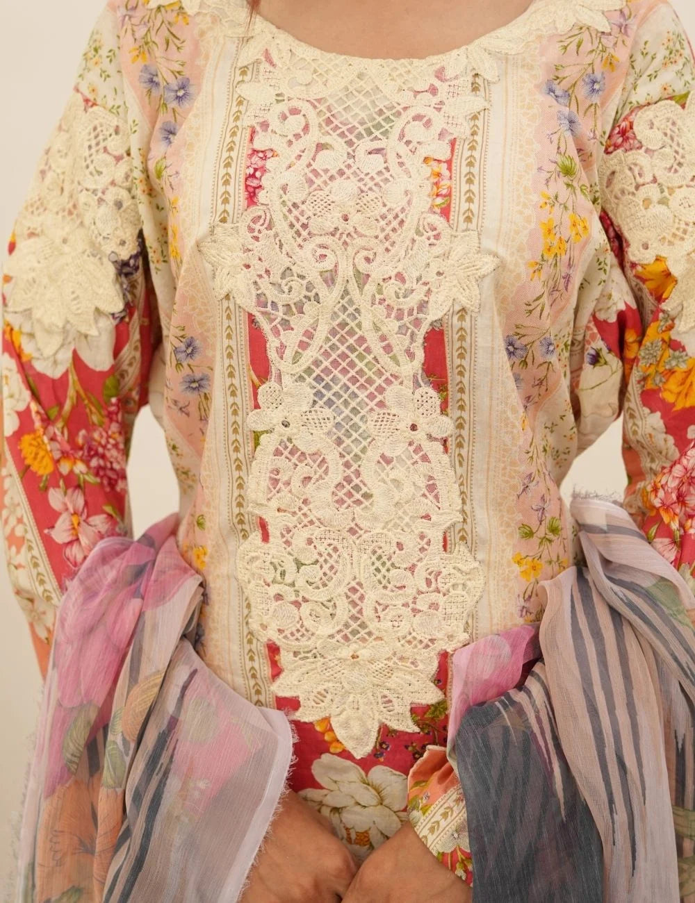 Arzoo – 3-Pc Floral Lawn Delight (Unstitched)