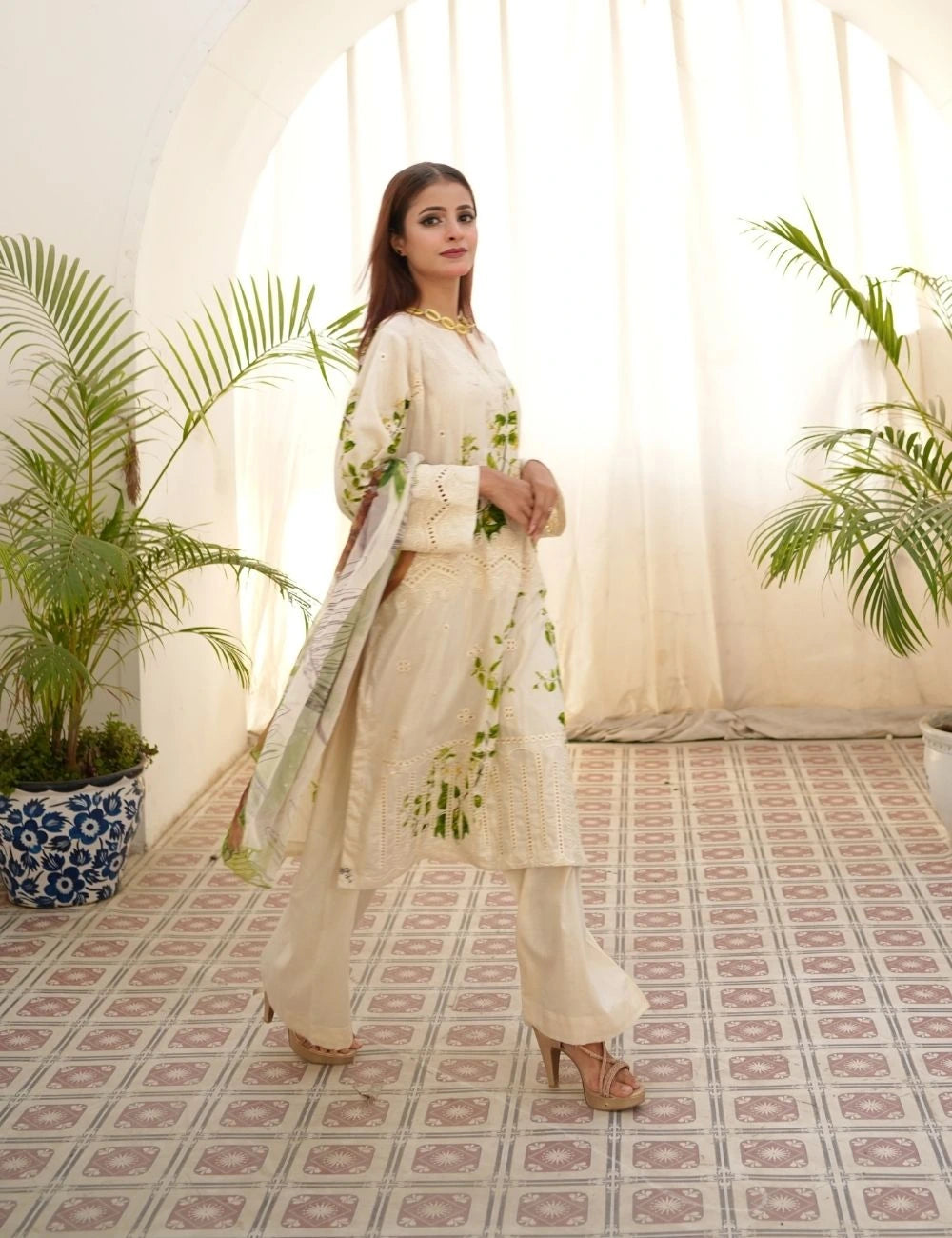 Sofia – 3-Pc Off-White Lawn Classic (Unstitched)